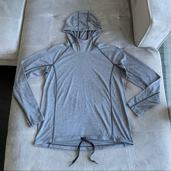 2/$20 UNDER ARMOUR Mock Neck Threadborne Lightweight Heat Gear Hoodie - Picture 6 of 8